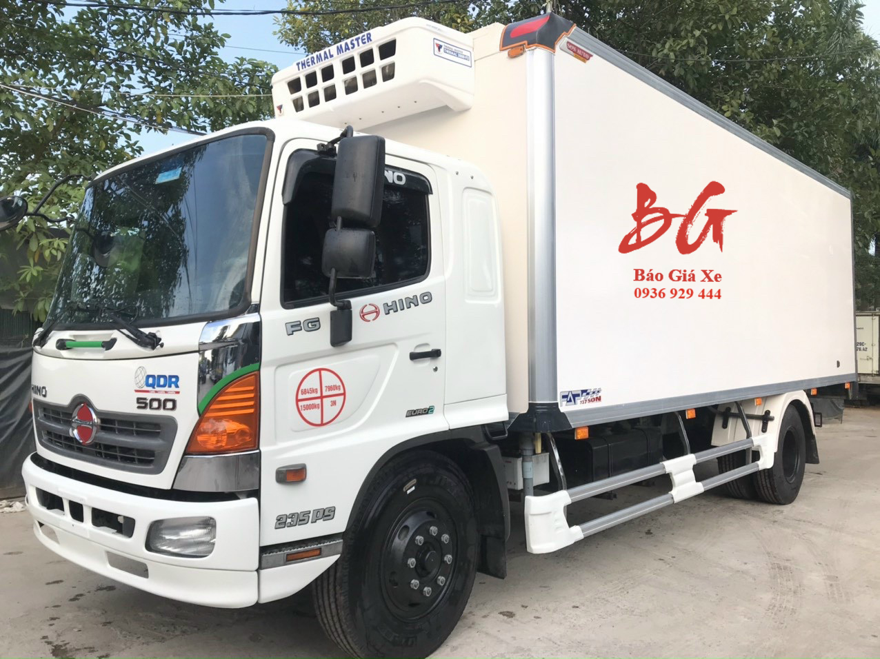 Xe tải đông lạnh Hino FC cũ tải trọng 6 tấn đời 2017