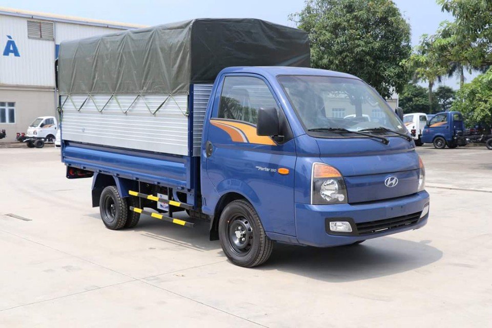 Xe tải Hyundai Porter 150 thùng bạt 