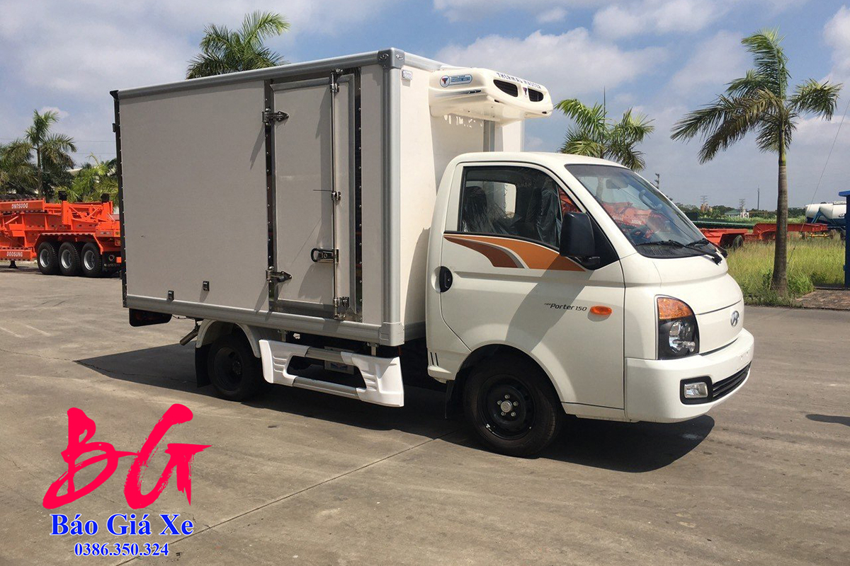 Hyundai Porter 150 thùng đông lạnh