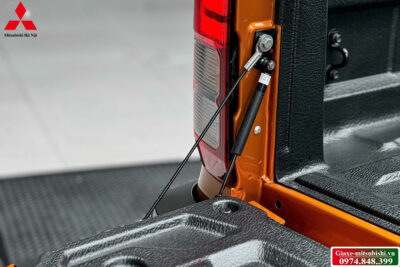 XE BÁN TẢI MITSUBISHI TRITON 2024