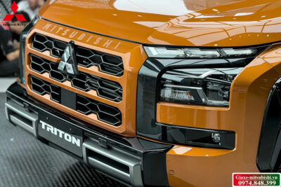 XE BÁN TẢI MITSUBISHI TRITON 2024