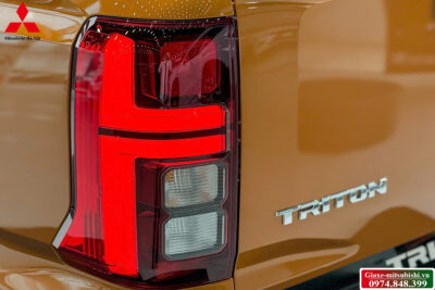 XE BÁN TẢI MITSUBISHI TRITON 2024